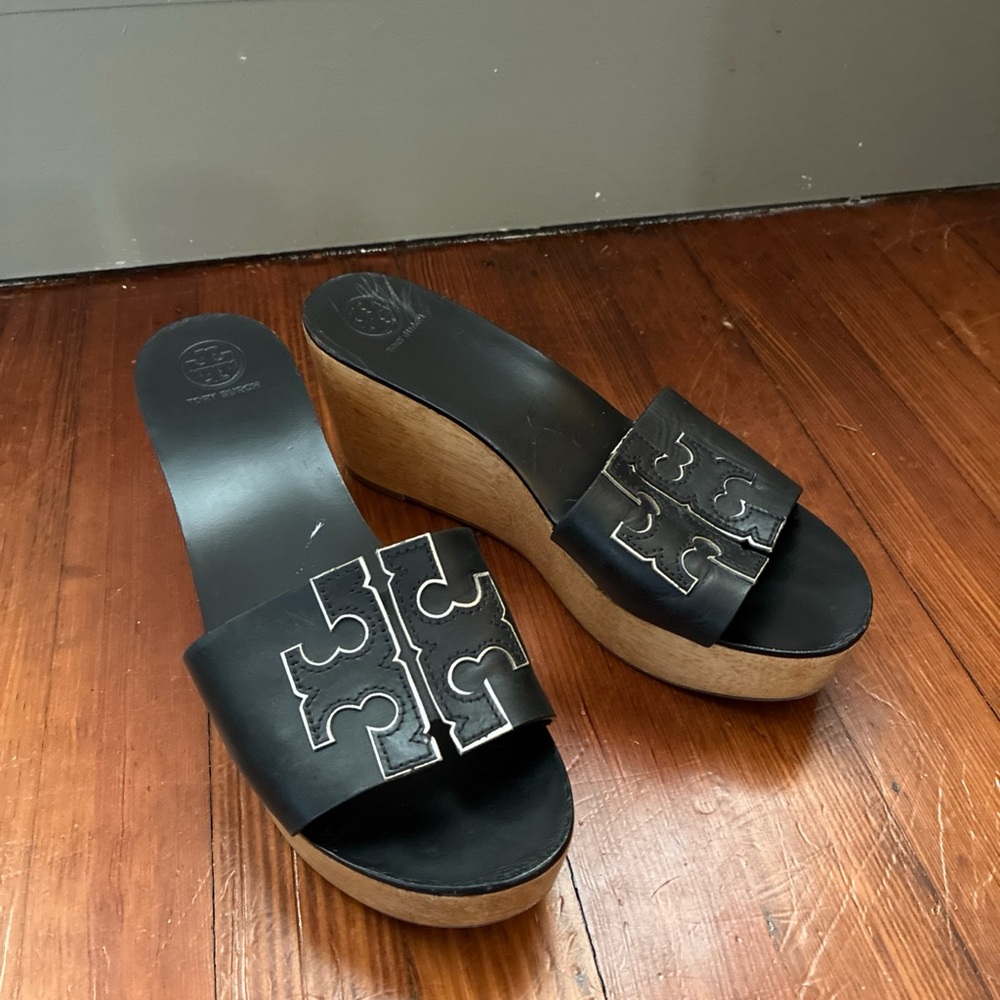 Tory Burch INES 80mm Wedge Sandal Leather and Wood Black- Size 8.5 - Picture 2 of 6